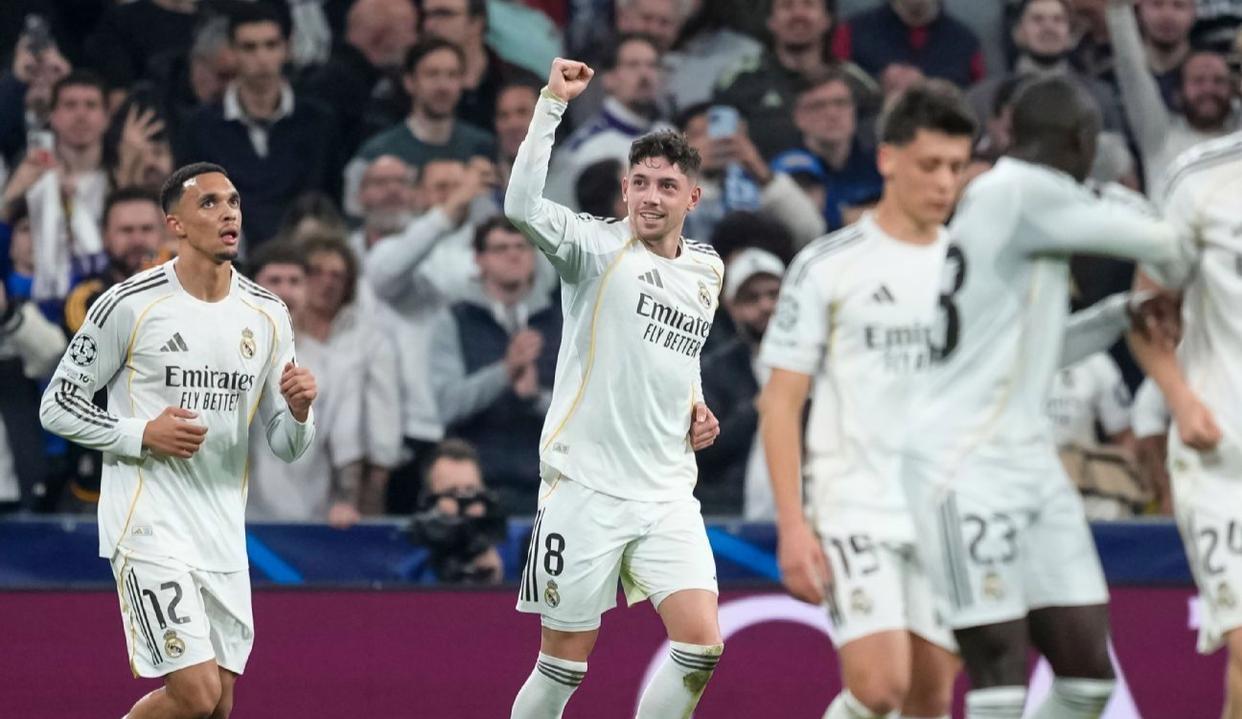 世界杯比赛场馆-欧冠惨案！巴尔韦德戴帽，皇马吊打曼城，一只脚踏进八强